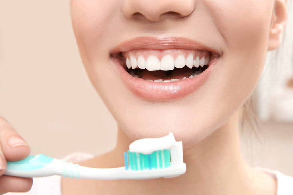 Vệ sinh răng đúng cách - Con đường ngắn nhất giúp bạn có nụ cười tươi
